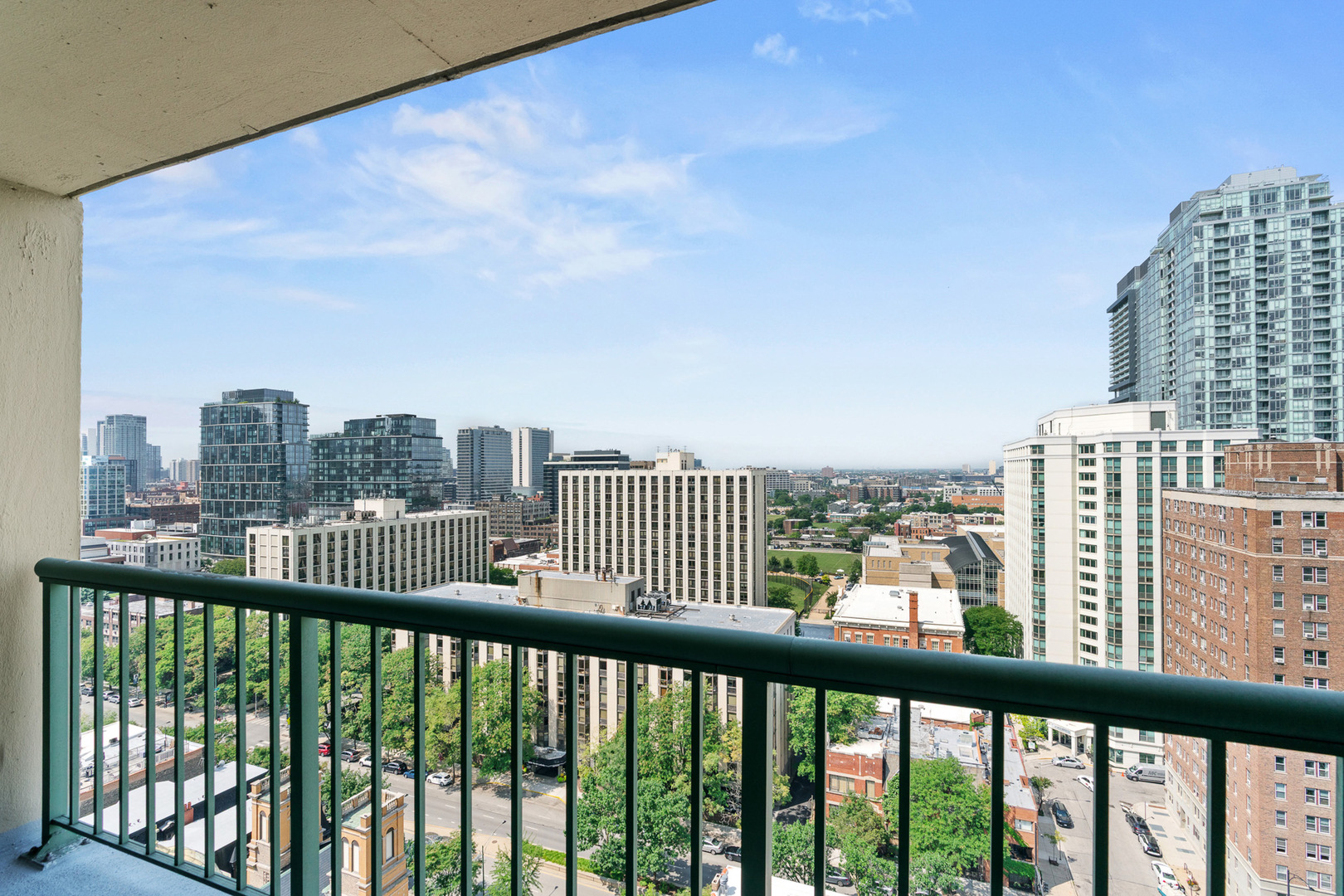 111 W Maple Street Unit: 1409