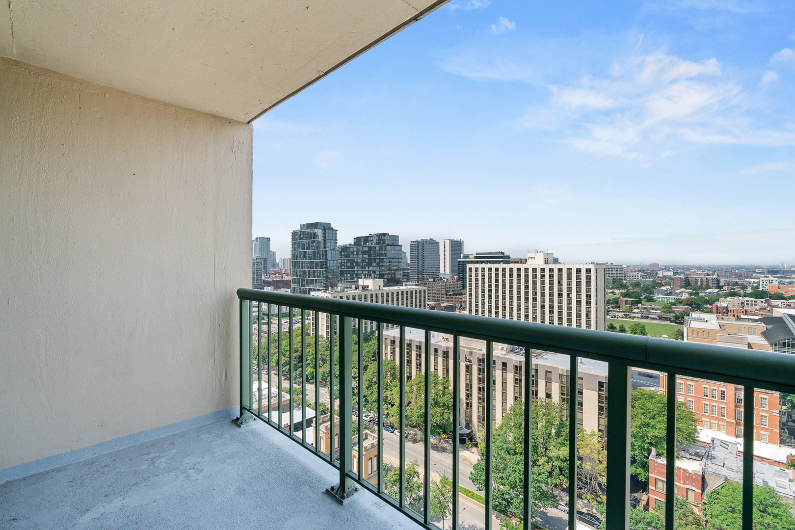 111 W Maple Street Unit: 1409