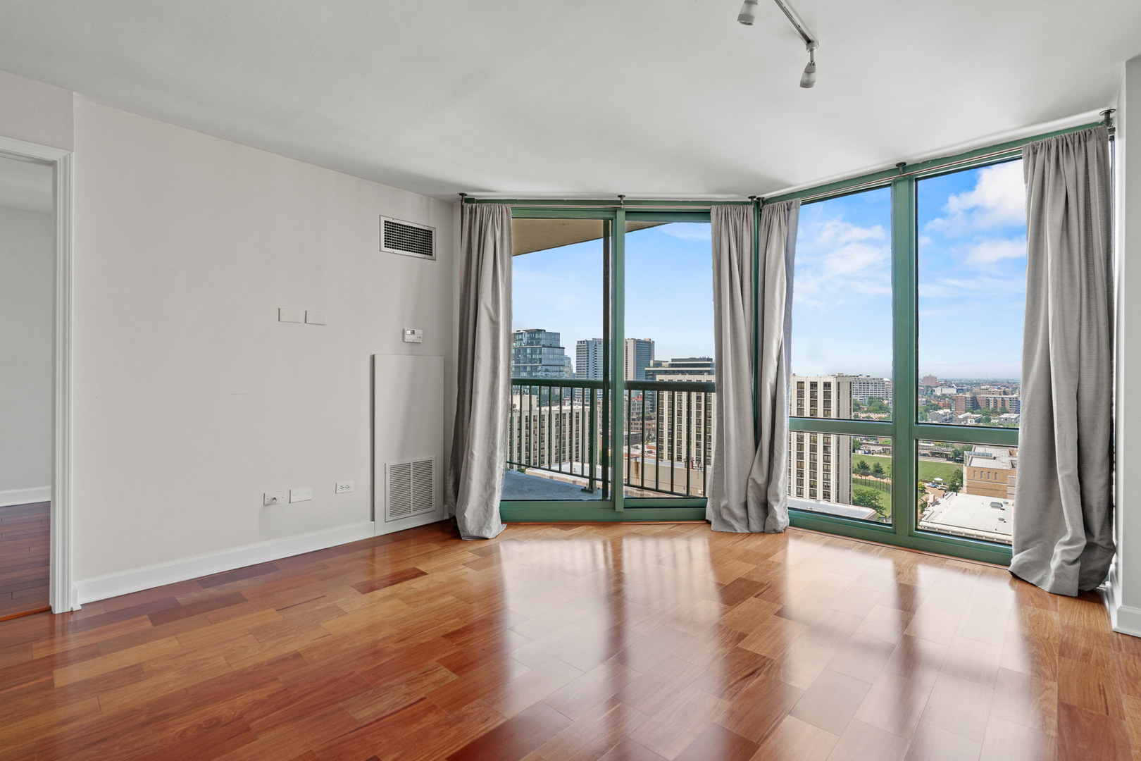 111 W Maple Street Unit: 1409