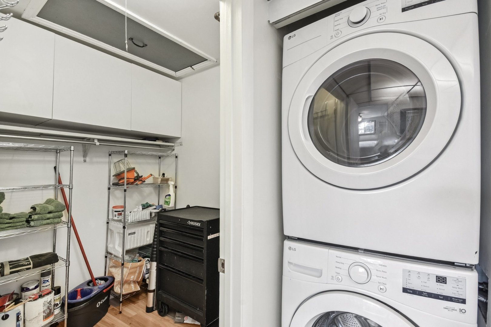 812 Thomas Avenue Unit: 5