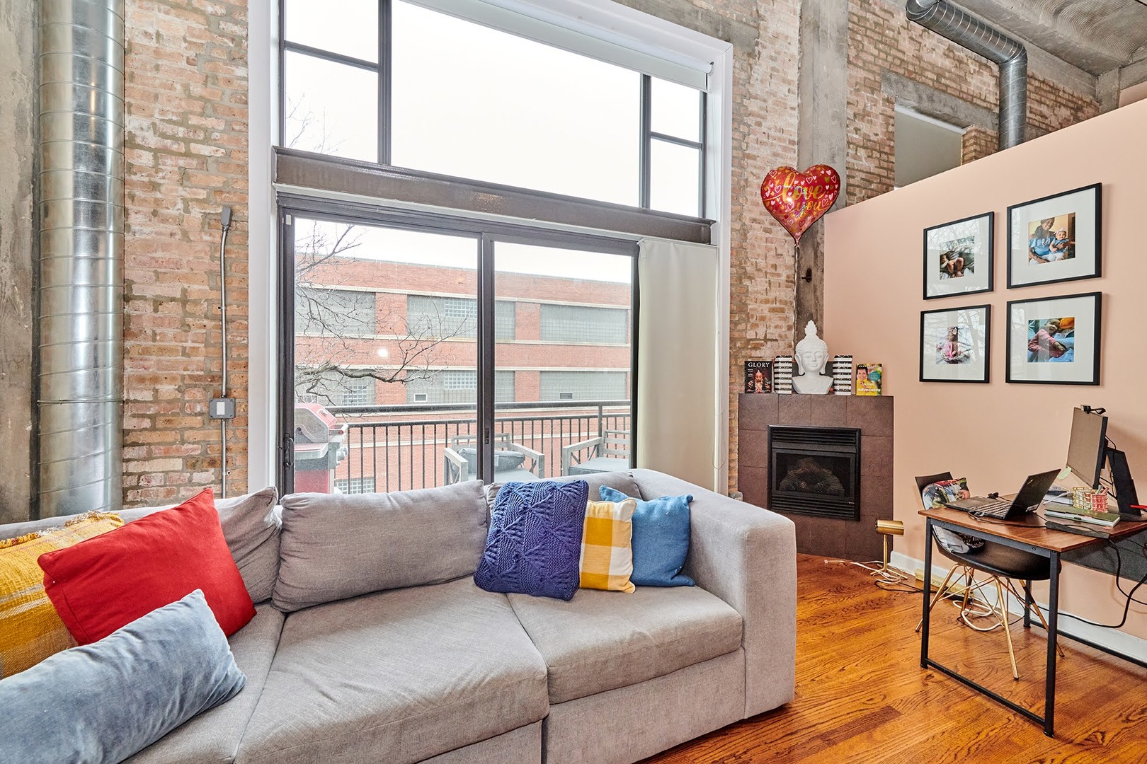 2545 S DEARBORN Street Unit: 323