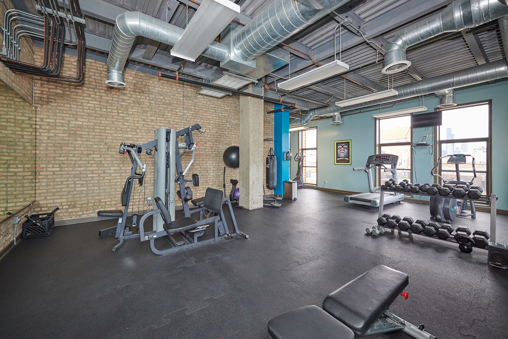 2545 S DEARBORN Street Unit: 323