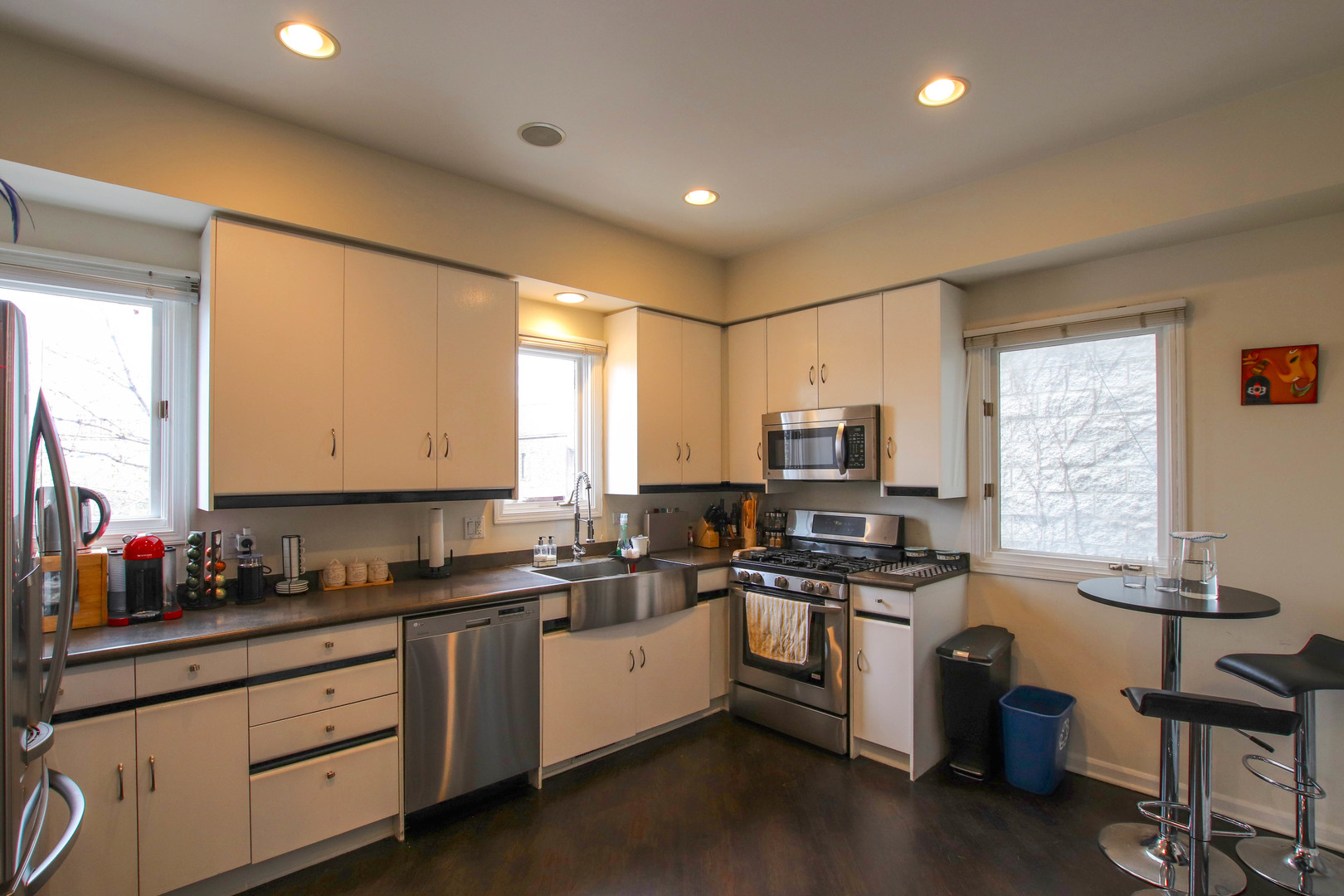 2140 N WINCHESTER Avenue Unit: 12