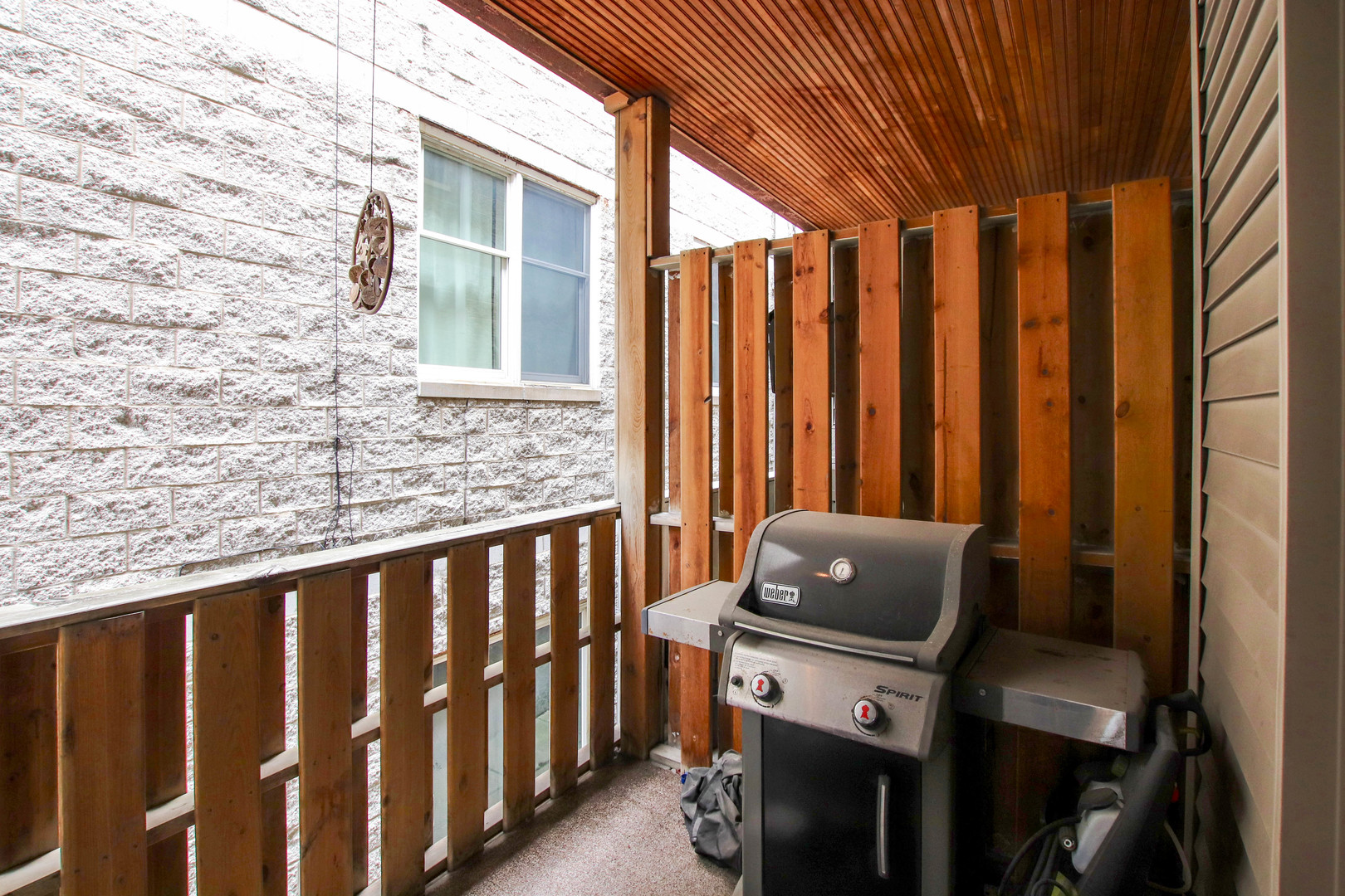 2140 N WINCHESTER Avenue Unit: 12