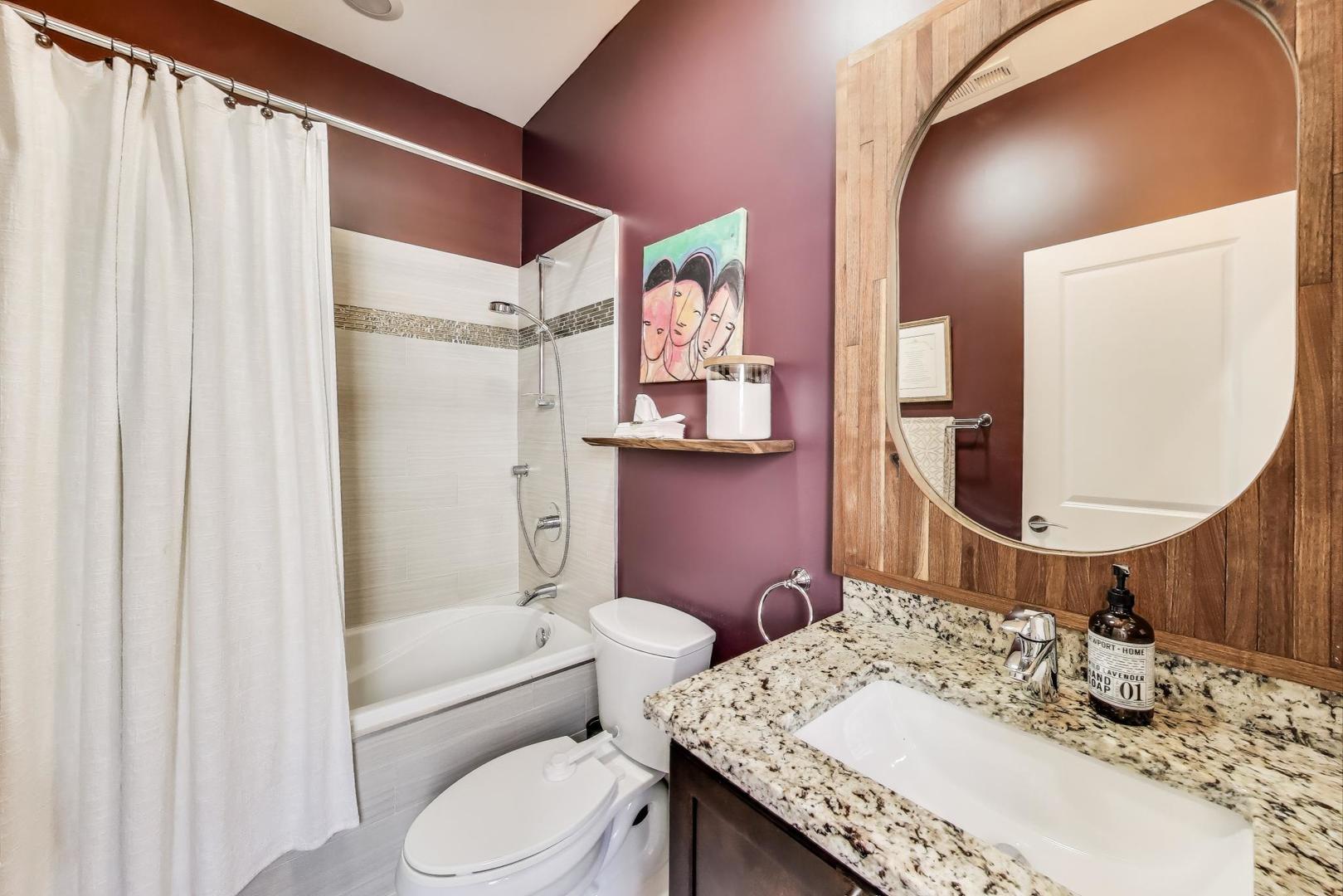 2627 W Thomas Street Unit: 2