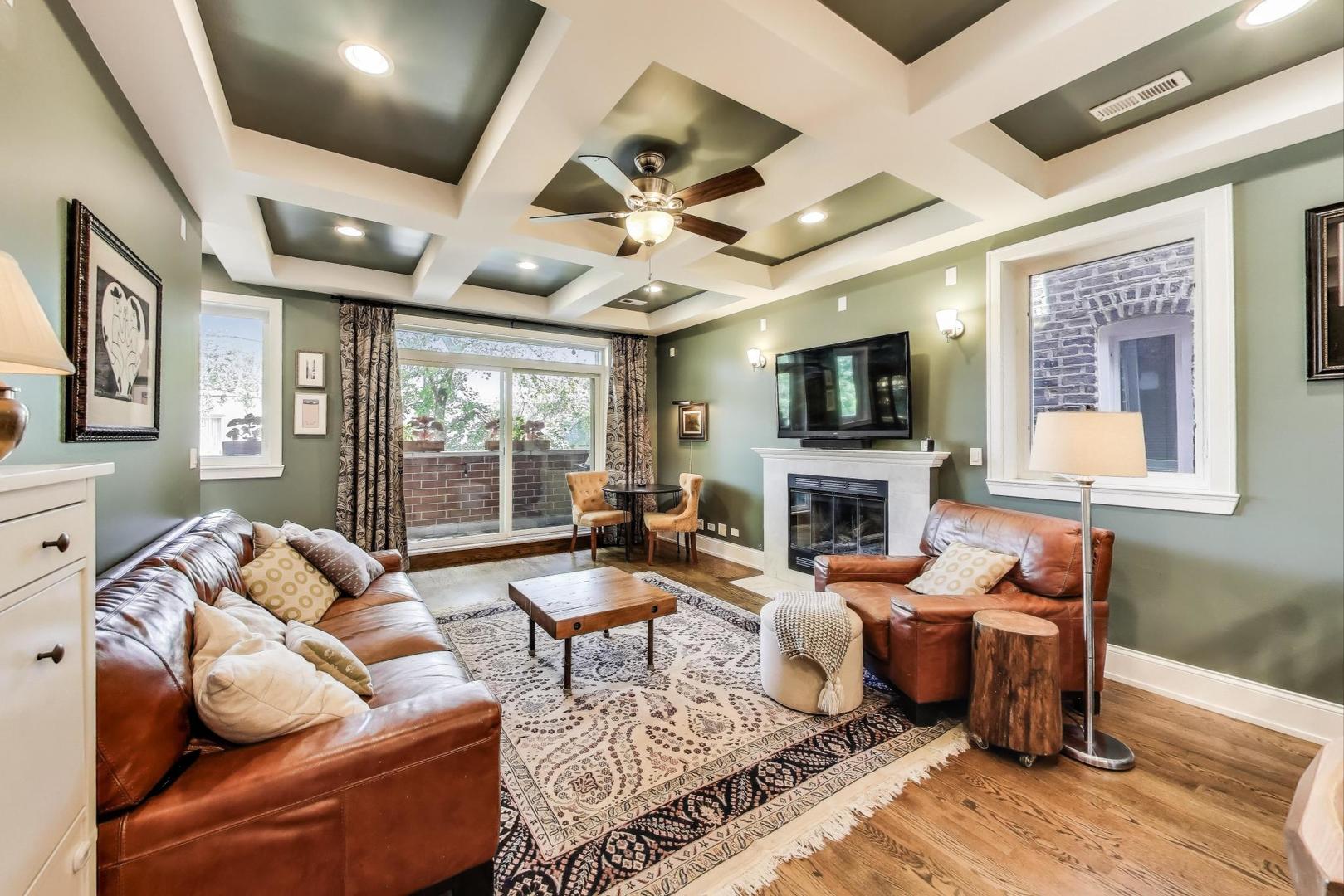 2627 W Thomas Street Unit: 2