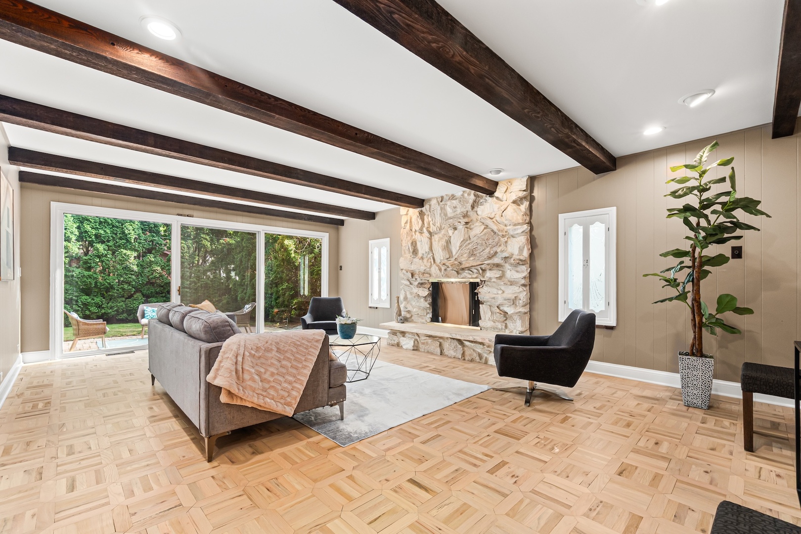 3227 Greenleaf Avenue