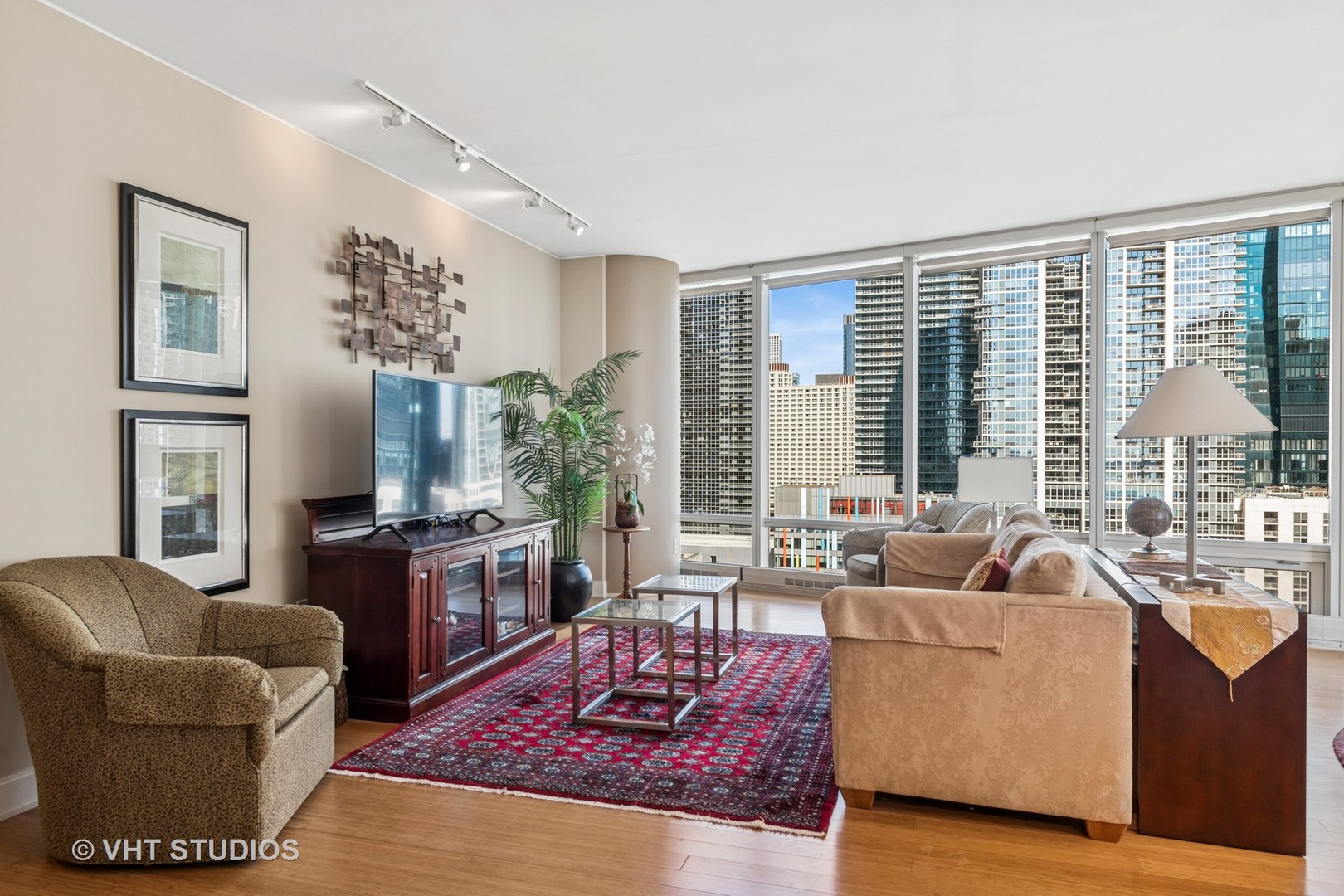 340 E Randolph Street Unit: 1300