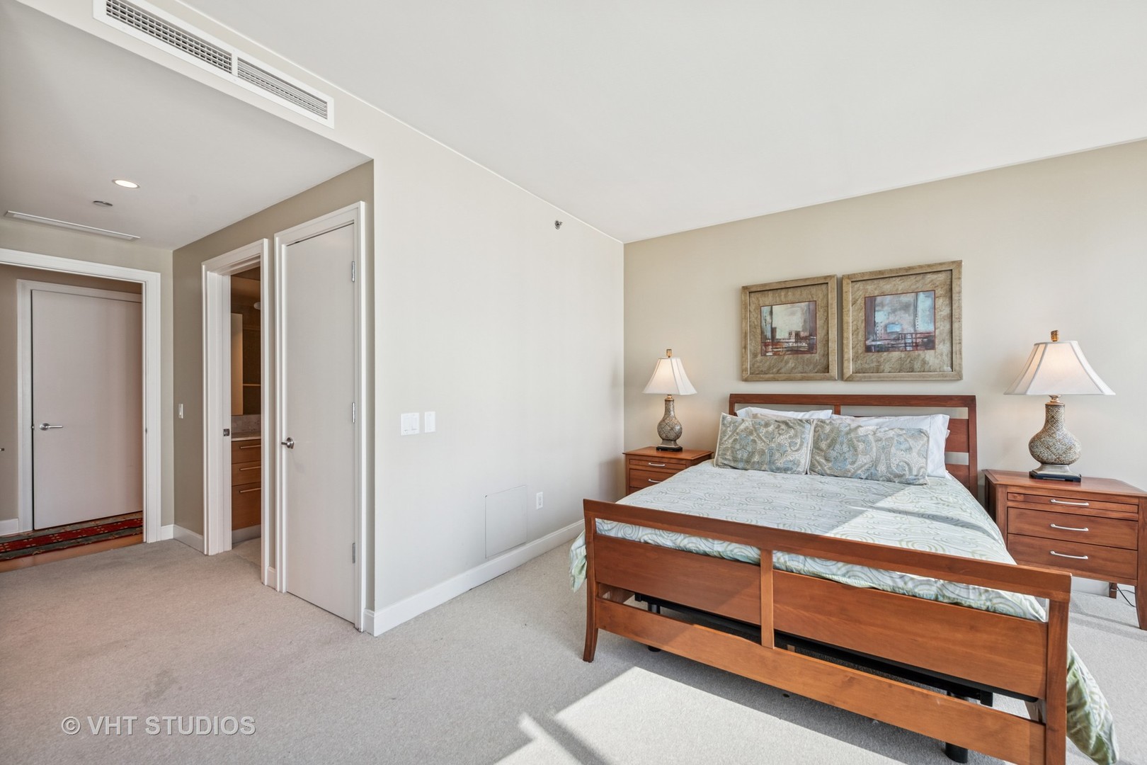 340 E Randolph Street Unit: 1300