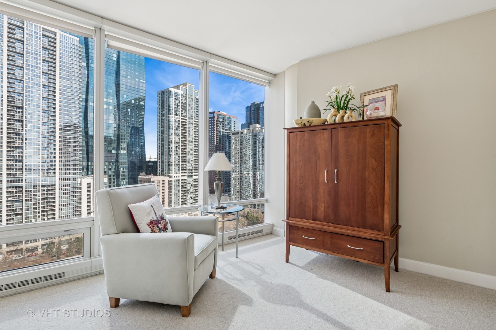 340 E Randolph Street Unit: 1300