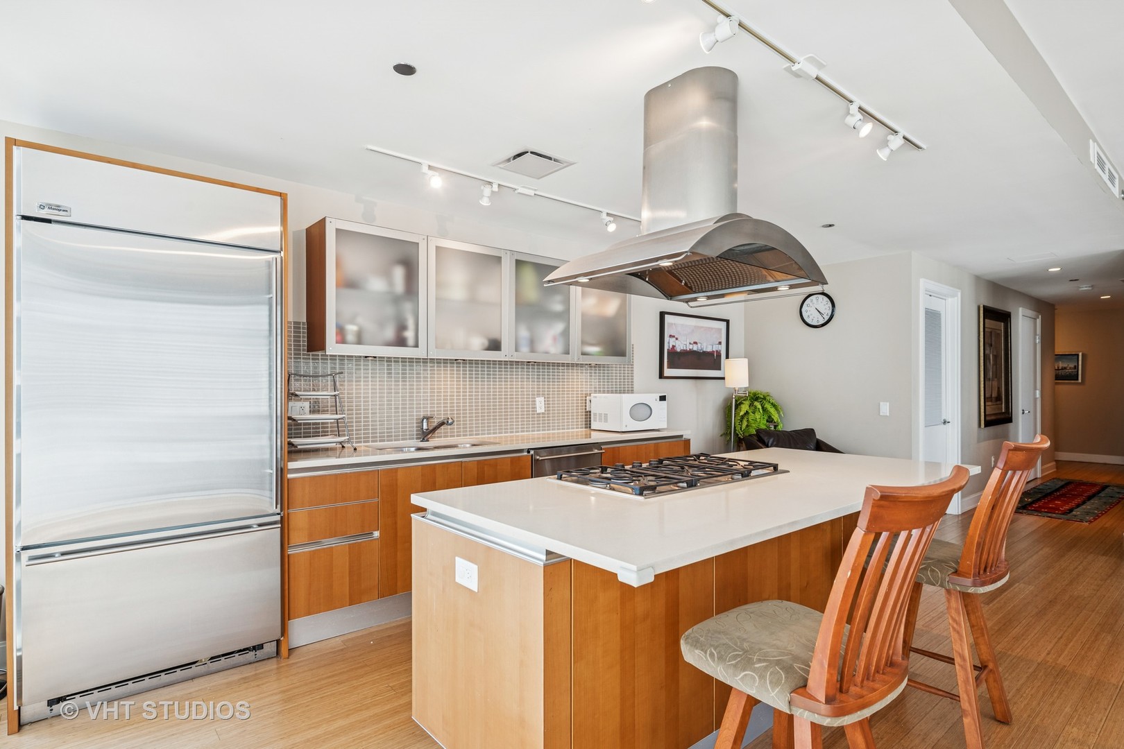 340 E Randolph Street Unit: 1300