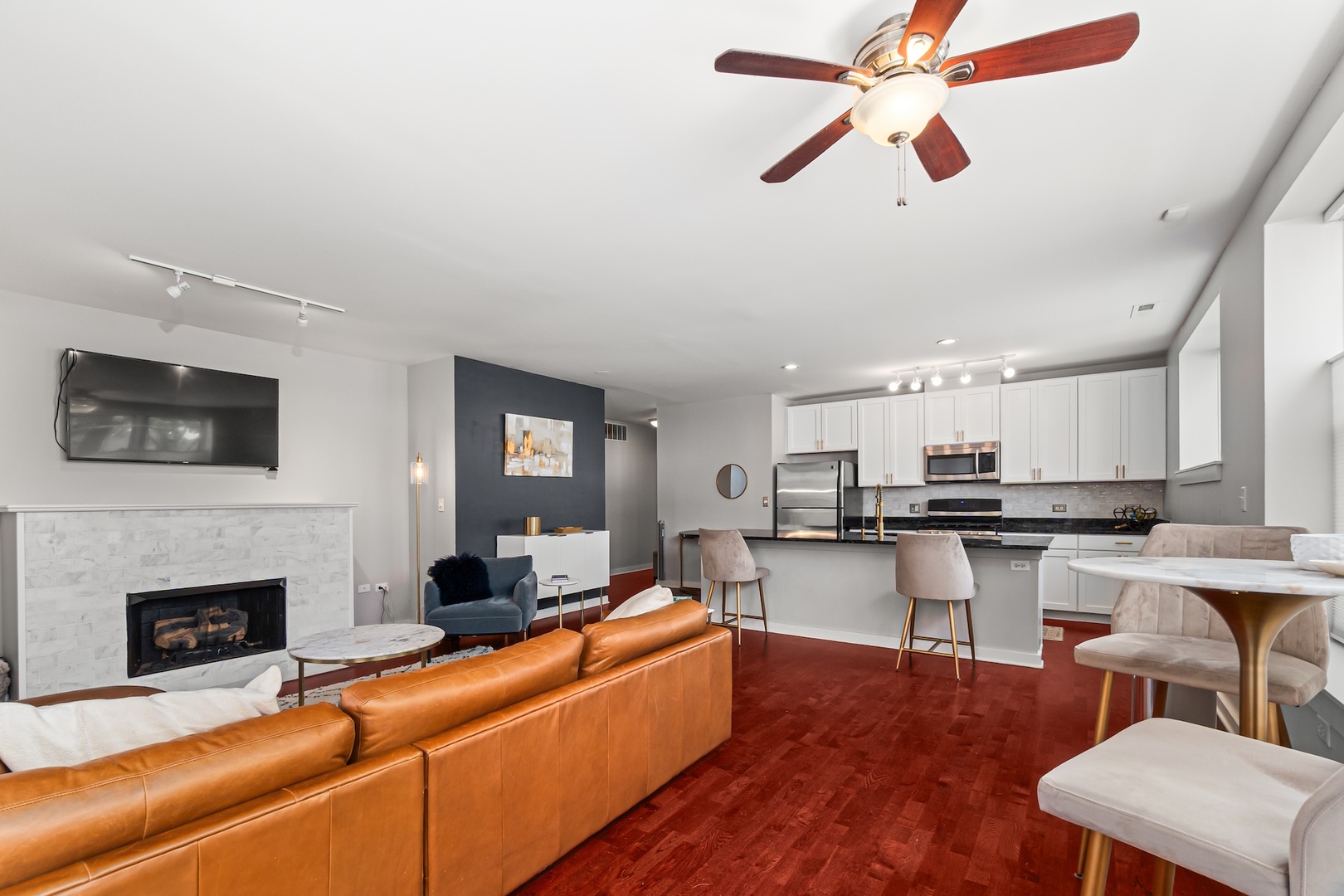 2257 W Lake Street Unit: 101