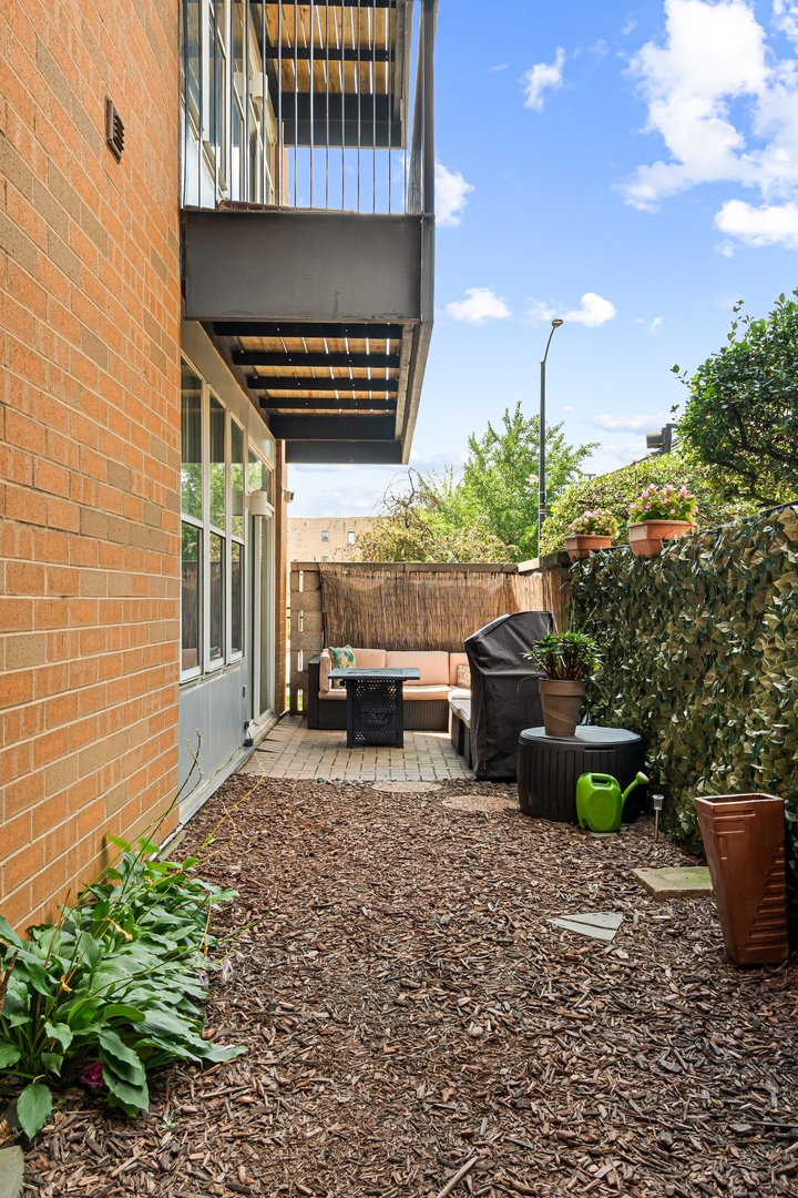 2257 W Lake Street Unit: 101