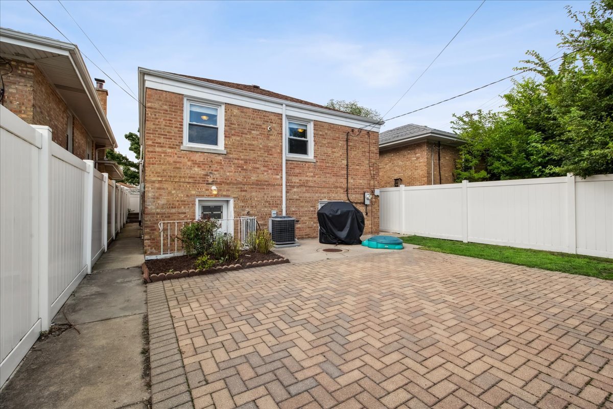 6335 N Central Park Avenue