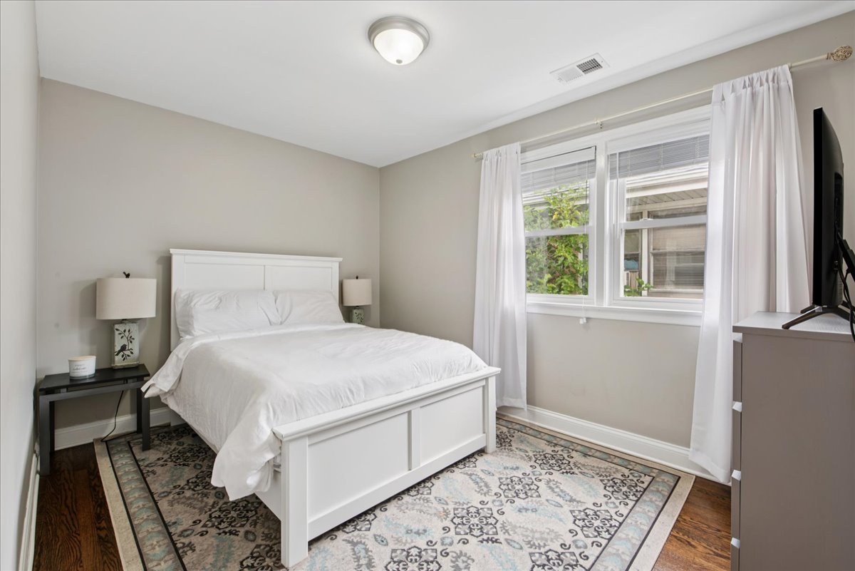 6335 N Central Park Avenue