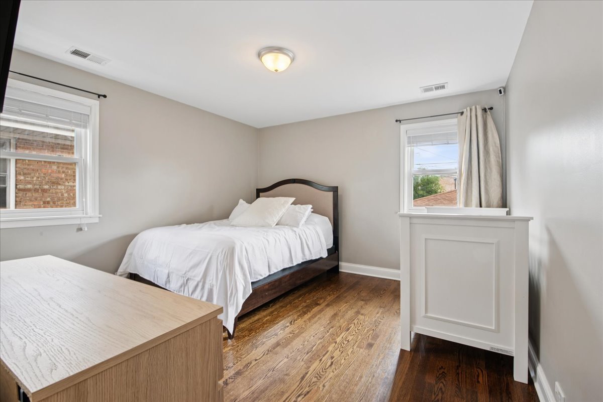 6335 N Central Park Avenue