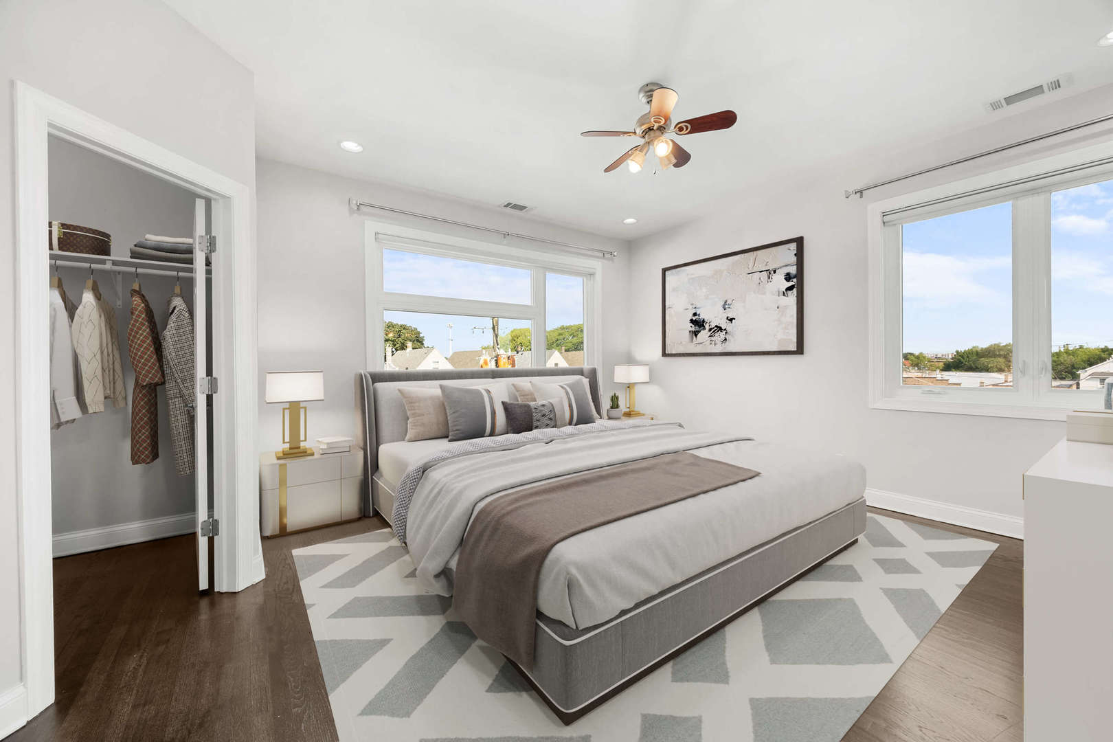 1920 N SPRINGFIELD Avenue Unit: 3N