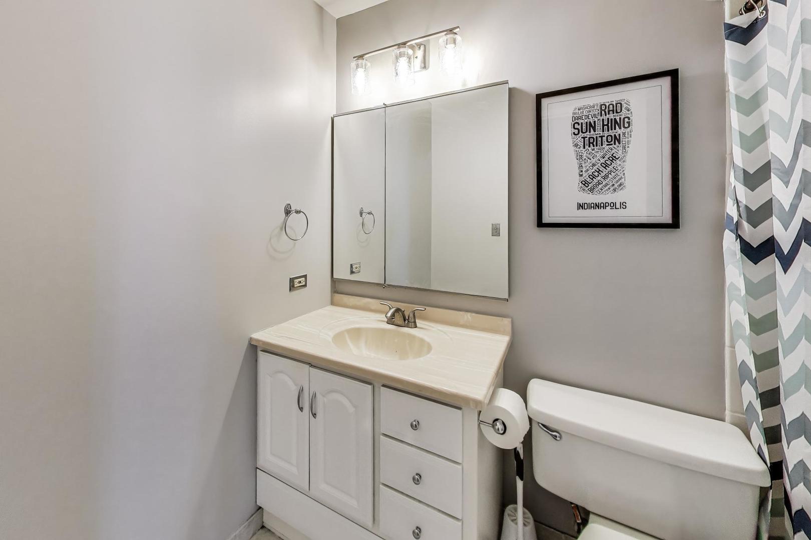 1122 N Clark Street Unit: 3304