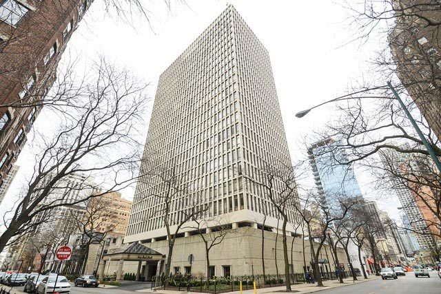 1 E SCOTT Street Unit: 505