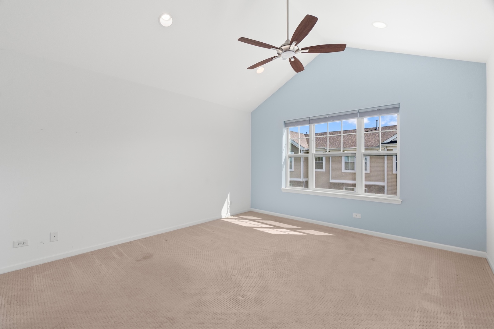 1228 W Elm Street