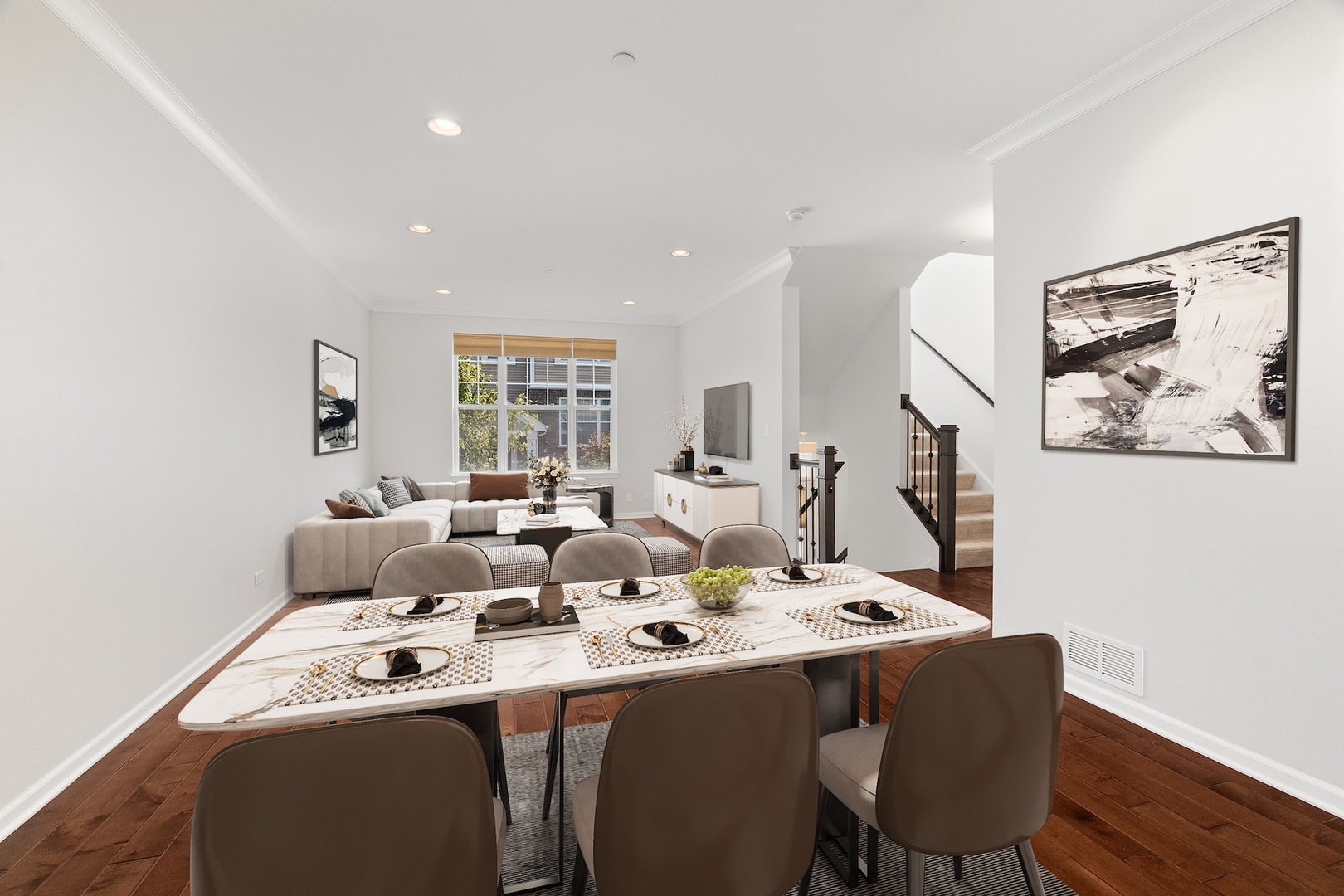 1228 W Elm Street