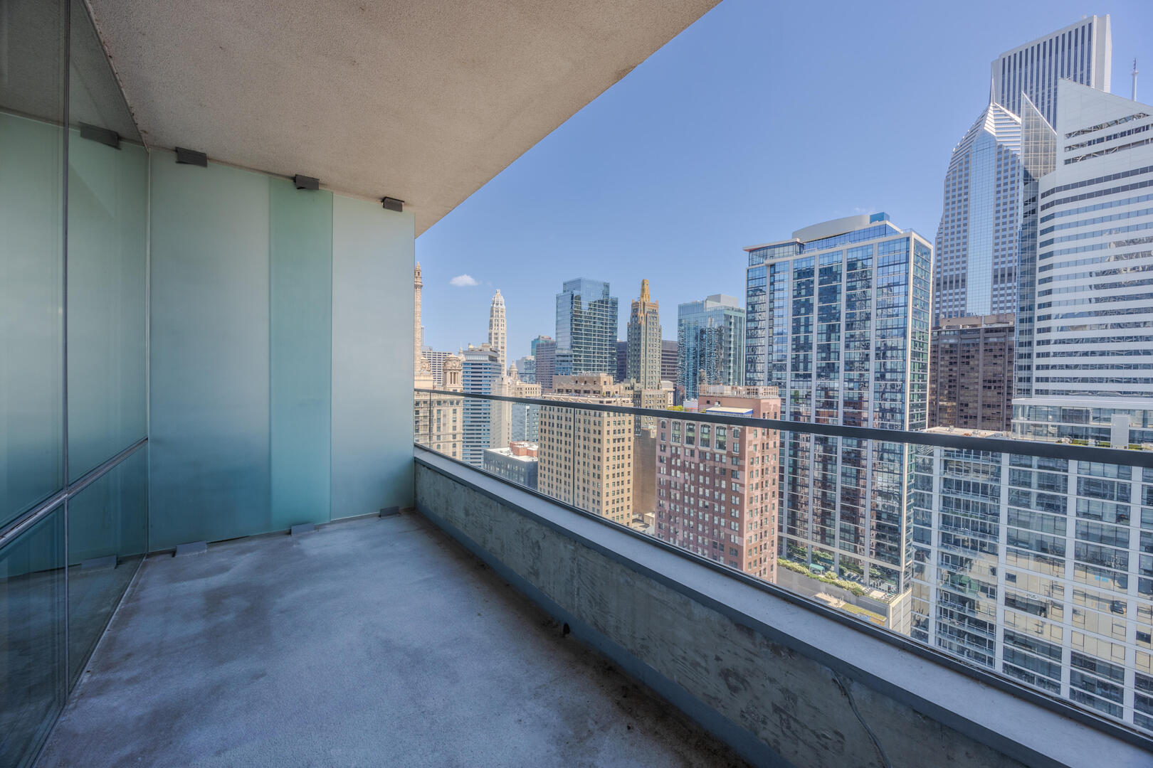 8 E Randolph Street Unit: 2503