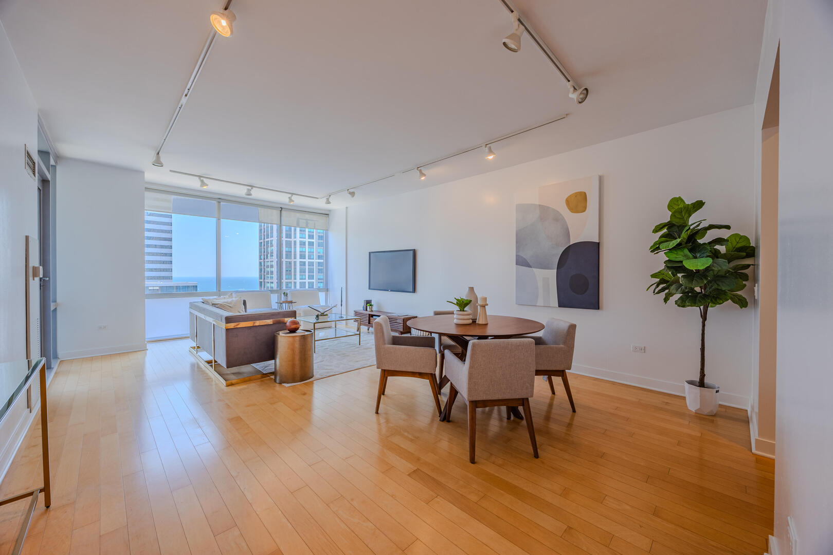 8 E Randolph Street Unit: 2503