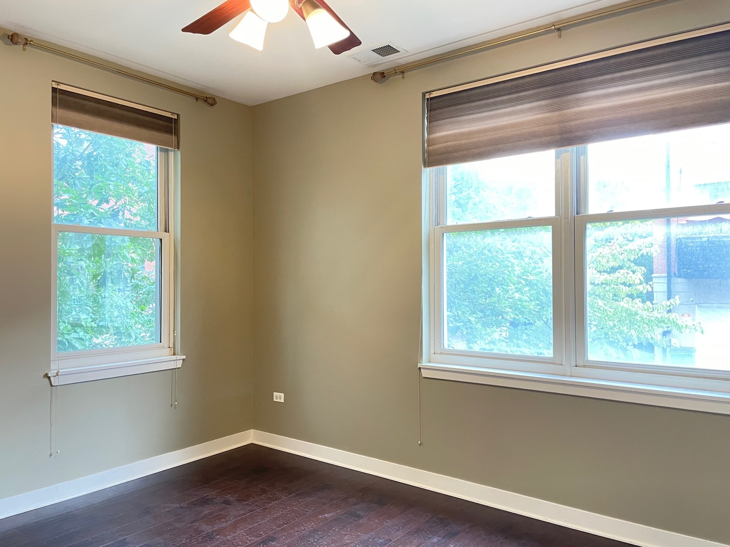 765 W 15TH Street Unit: 210