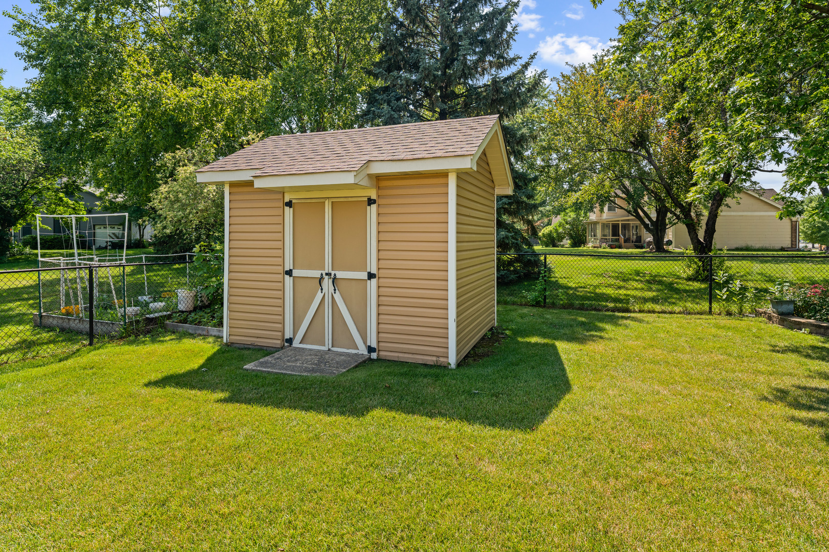 104 S Knollwood Drive