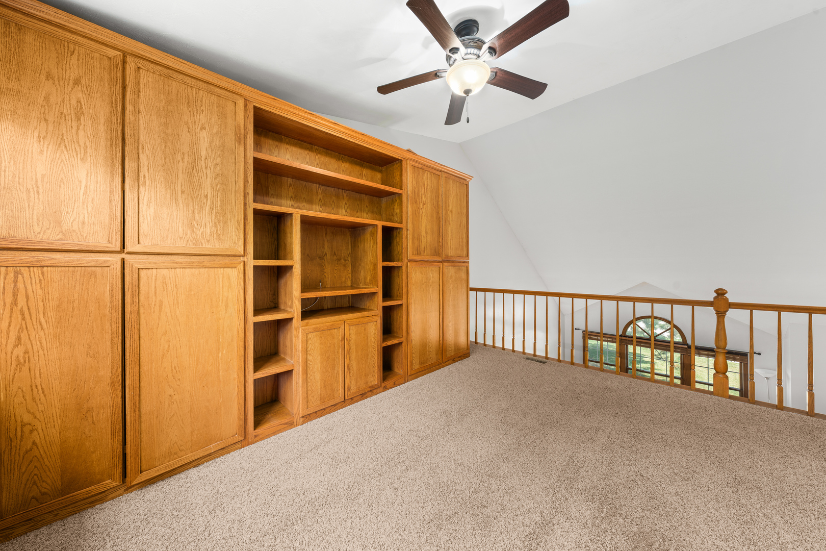 104 S Knollwood Drive