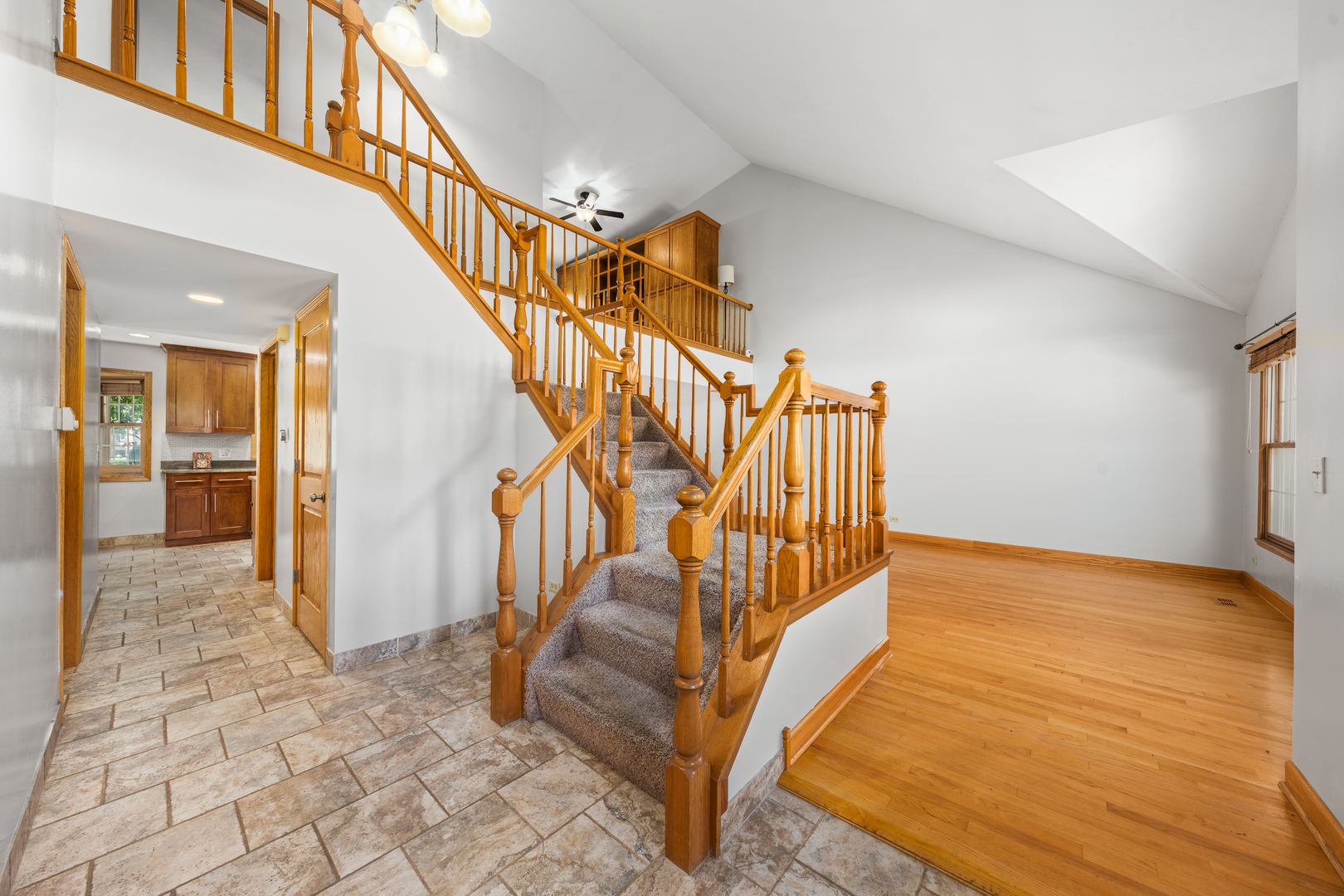 104 S Knollwood Drive