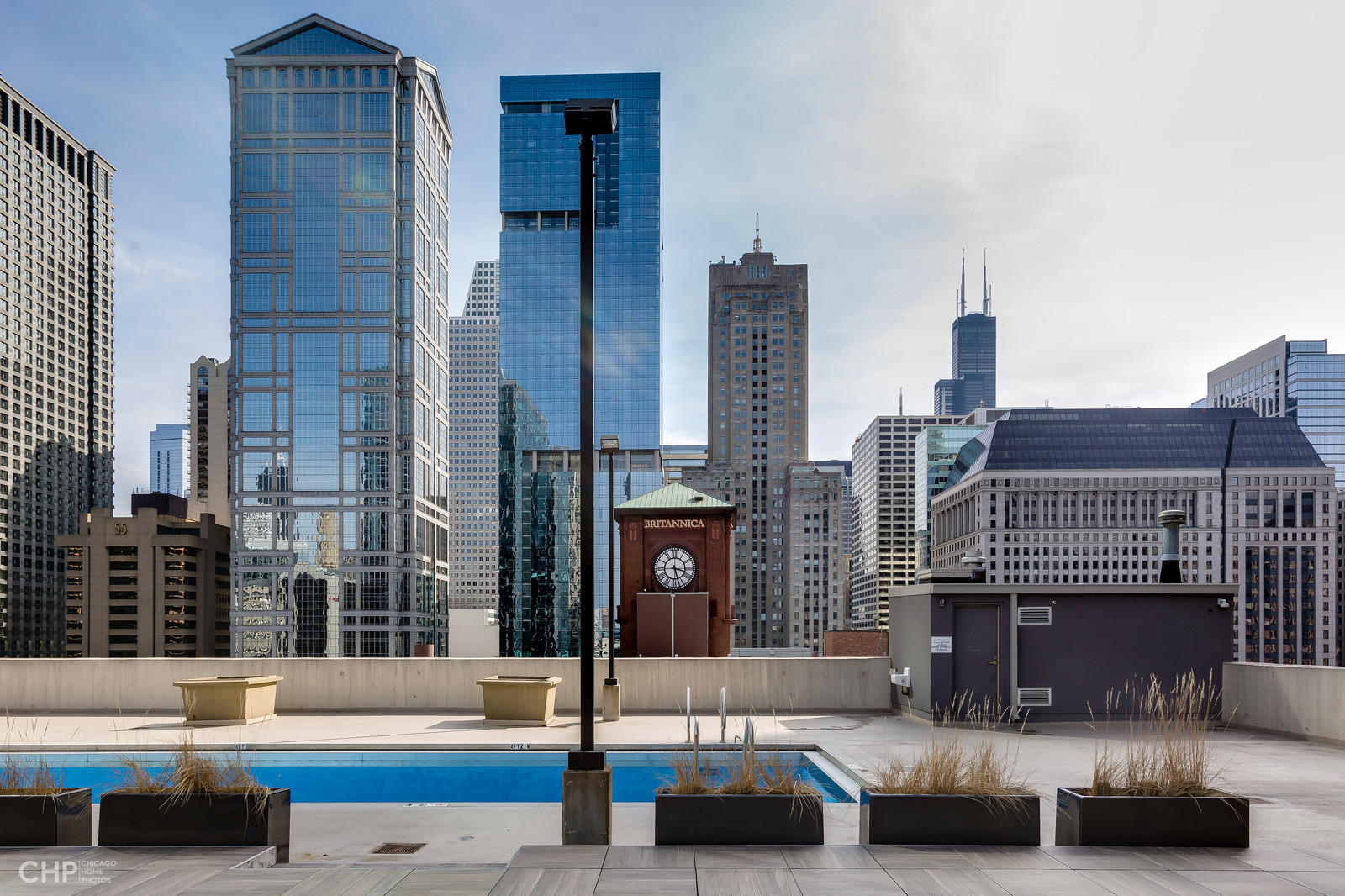 345 N LaSalle Drive Unit: 2009