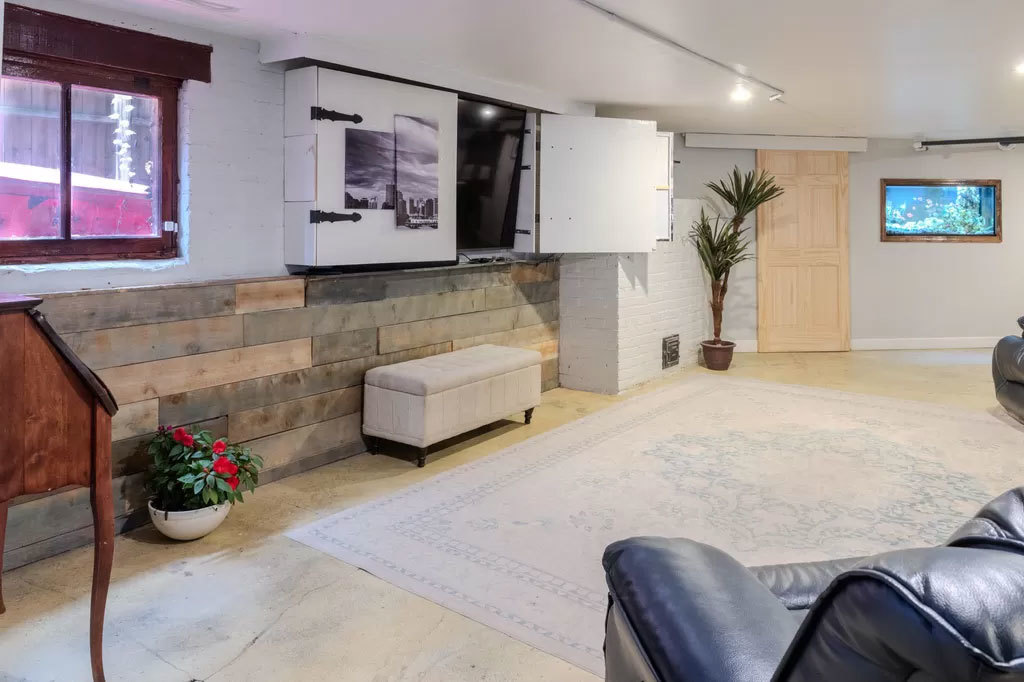 7626 N Greenview Avenue Unit: 1