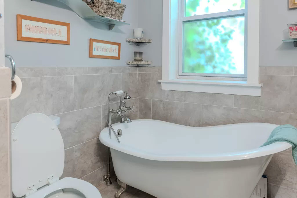 7626 N Greenview Avenue Unit: 1