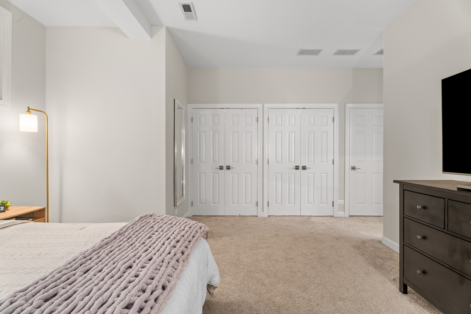 1550 N Hoyne Avenue Unit: 1A