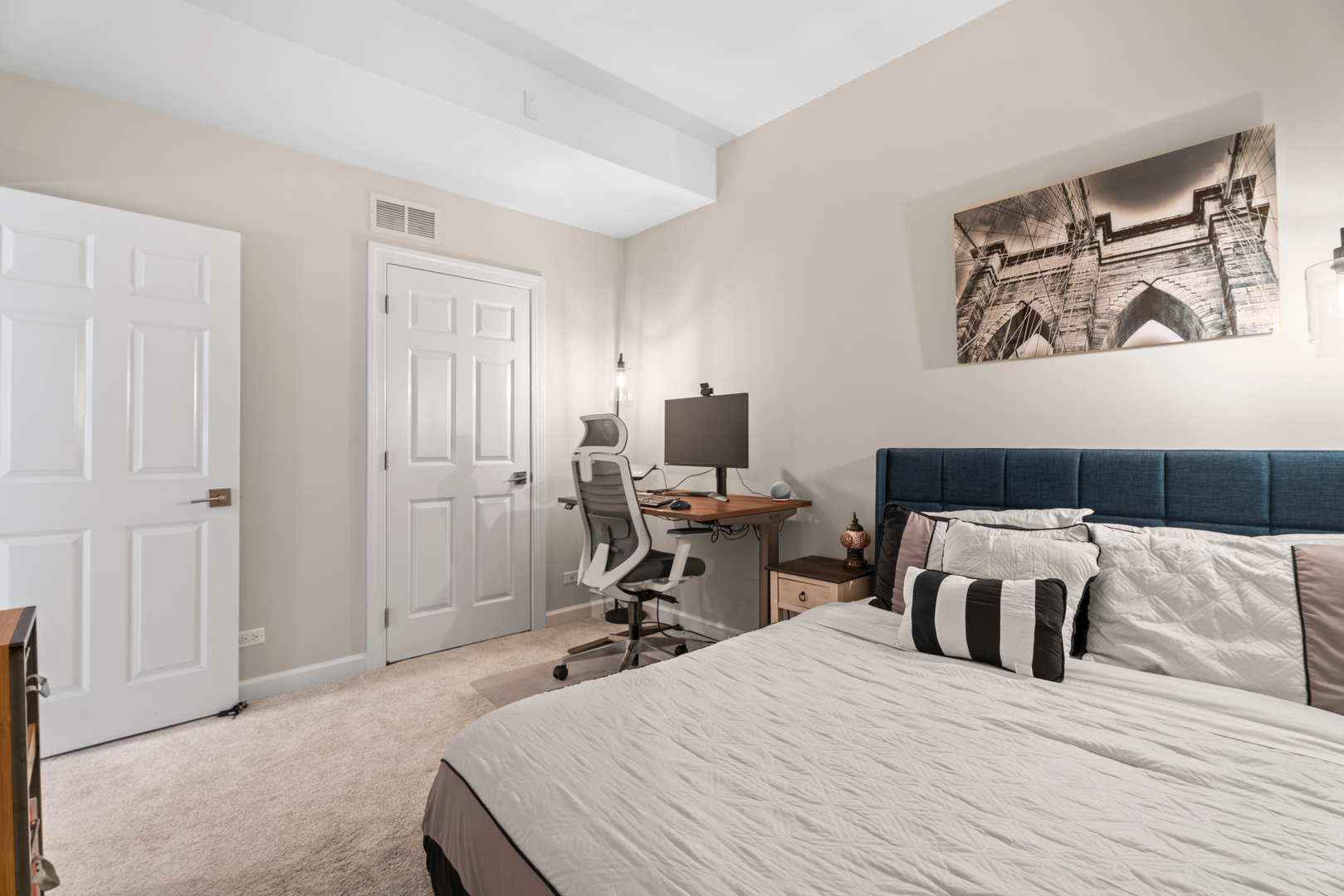 1550 N Hoyne Avenue Unit: 1A