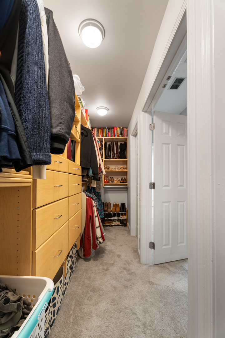 1550 N Hoyne Avenue Unit: 1A