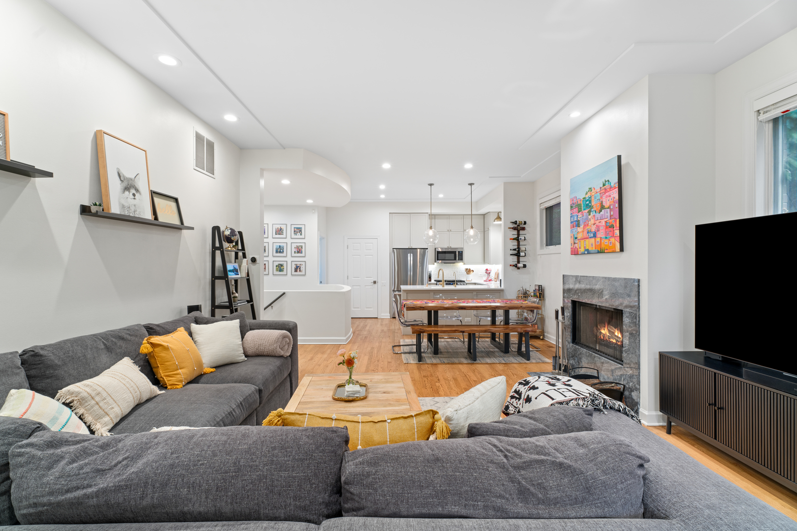 1550 N Hoyne Avenue Unit: 1A