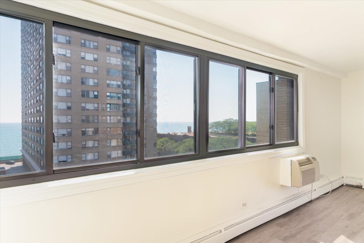 6300 N Sheridan Road Unit: 710