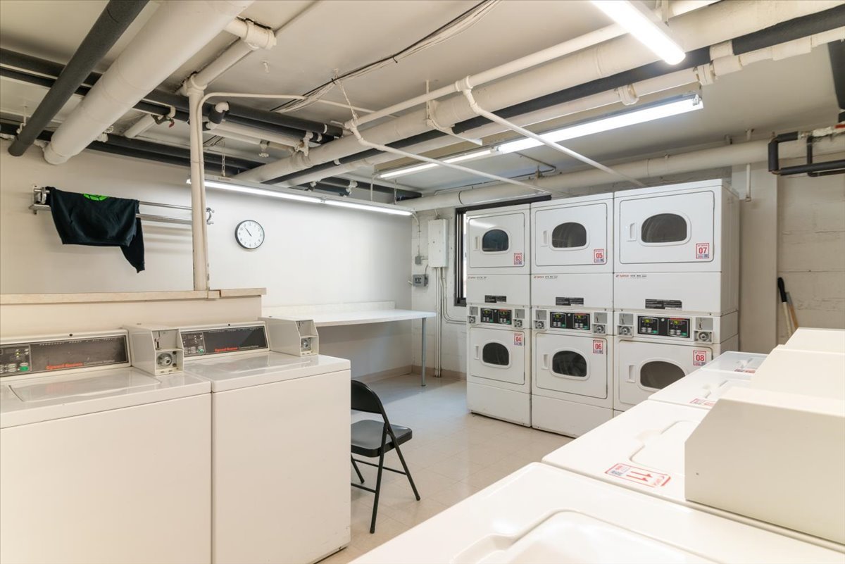 6300 N Sheridan Road Unit: 710