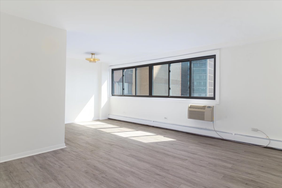 6300 N Sheridan Road Unit: 710