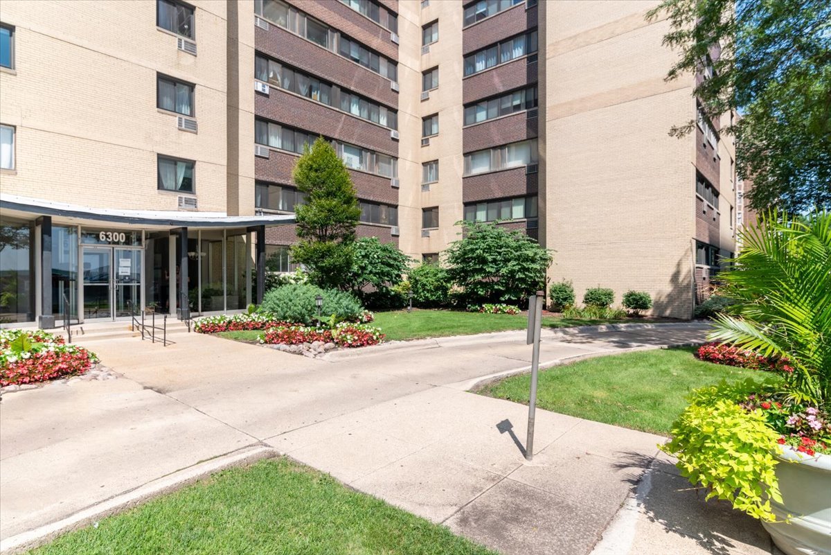 6300 N Sheridan Road Unit: 710