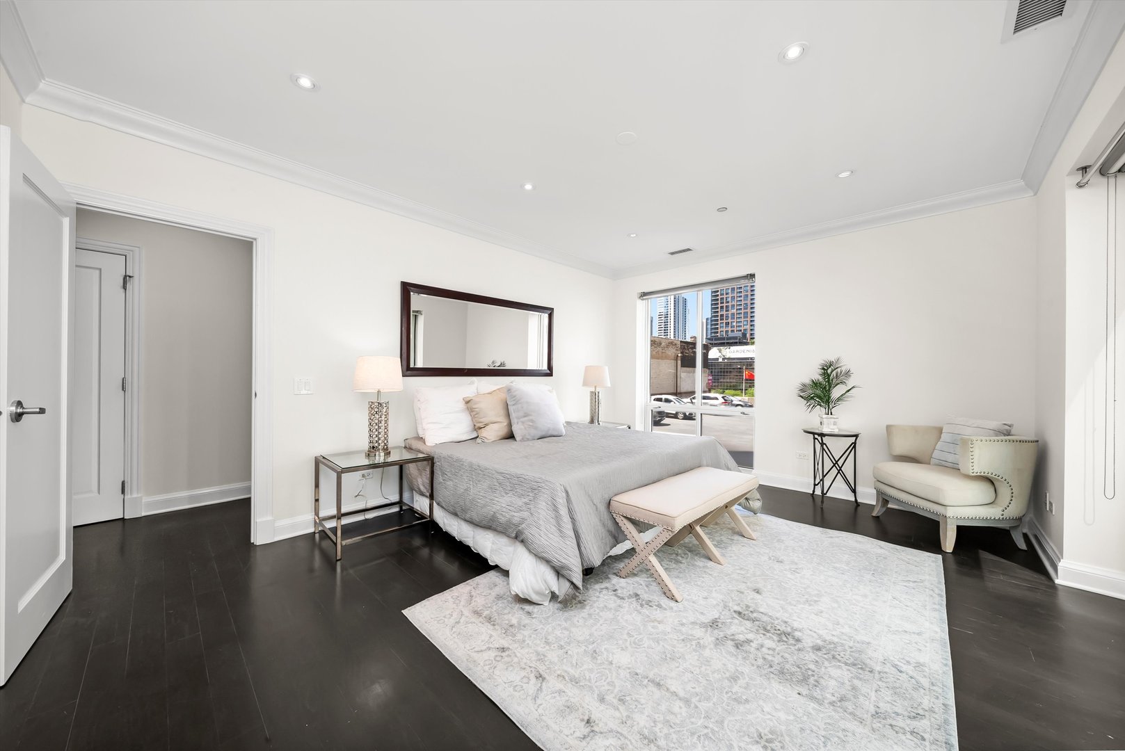 60 W Erie Street Unit: 502