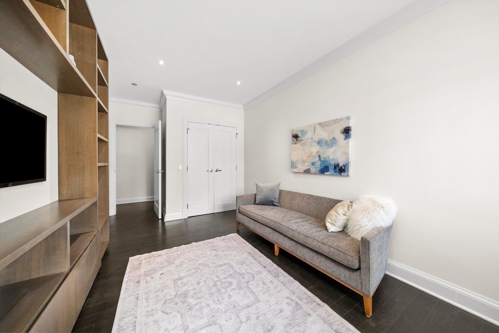 60 W Erie Street Unit: 502