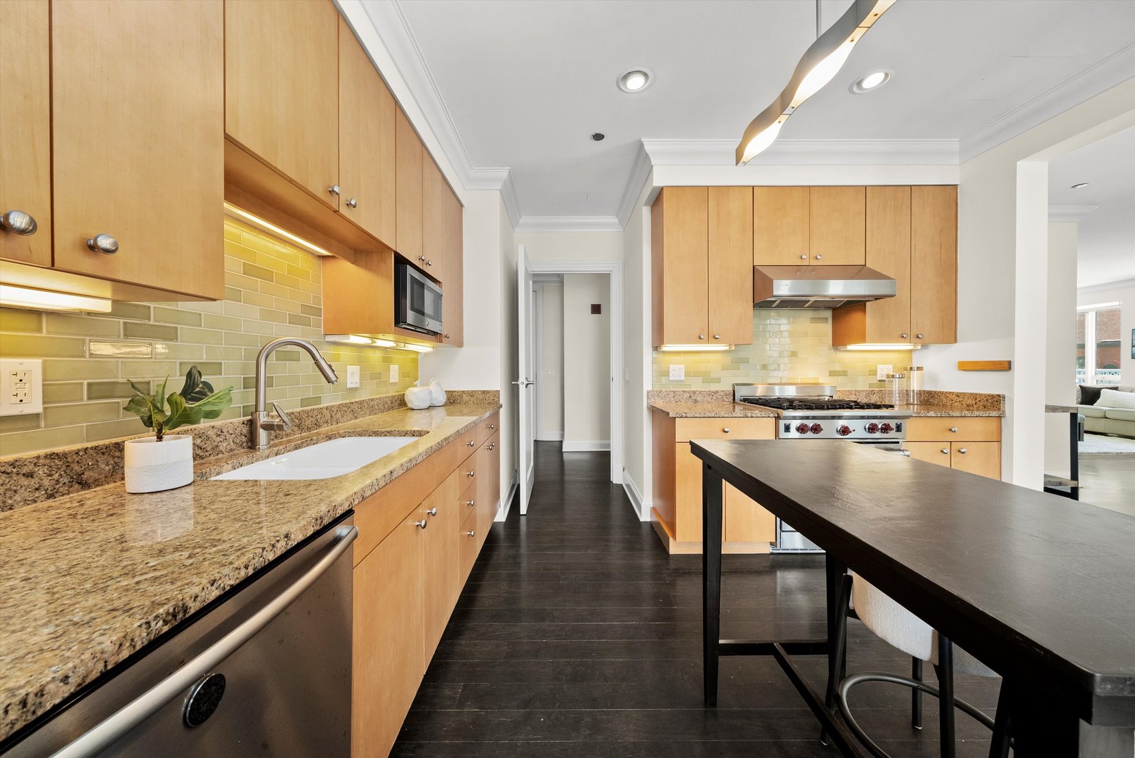 60 W Erie Street Unit: 502