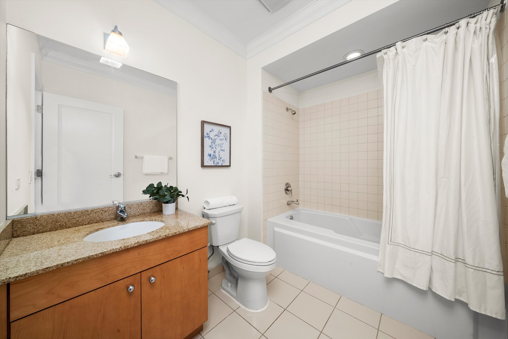 60 W Erie Street Unit: 502