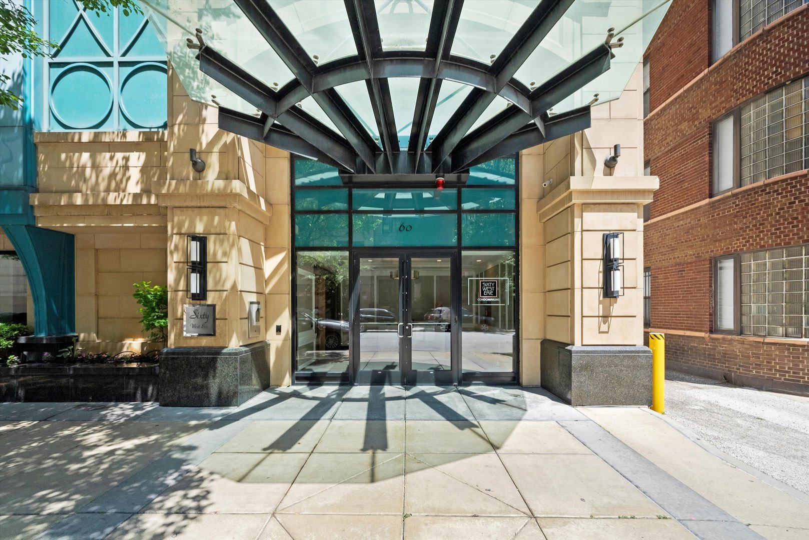 60 W Erie Street Unit: 502