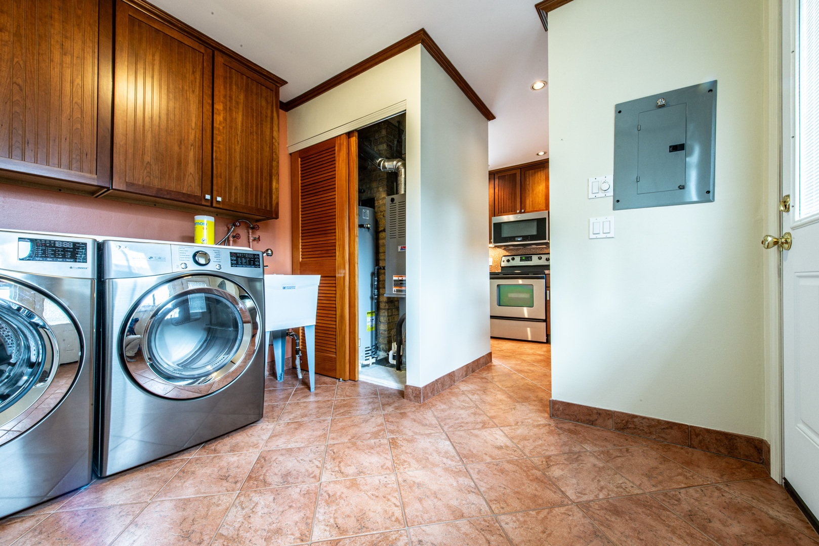 7938 N Harlem Avenue