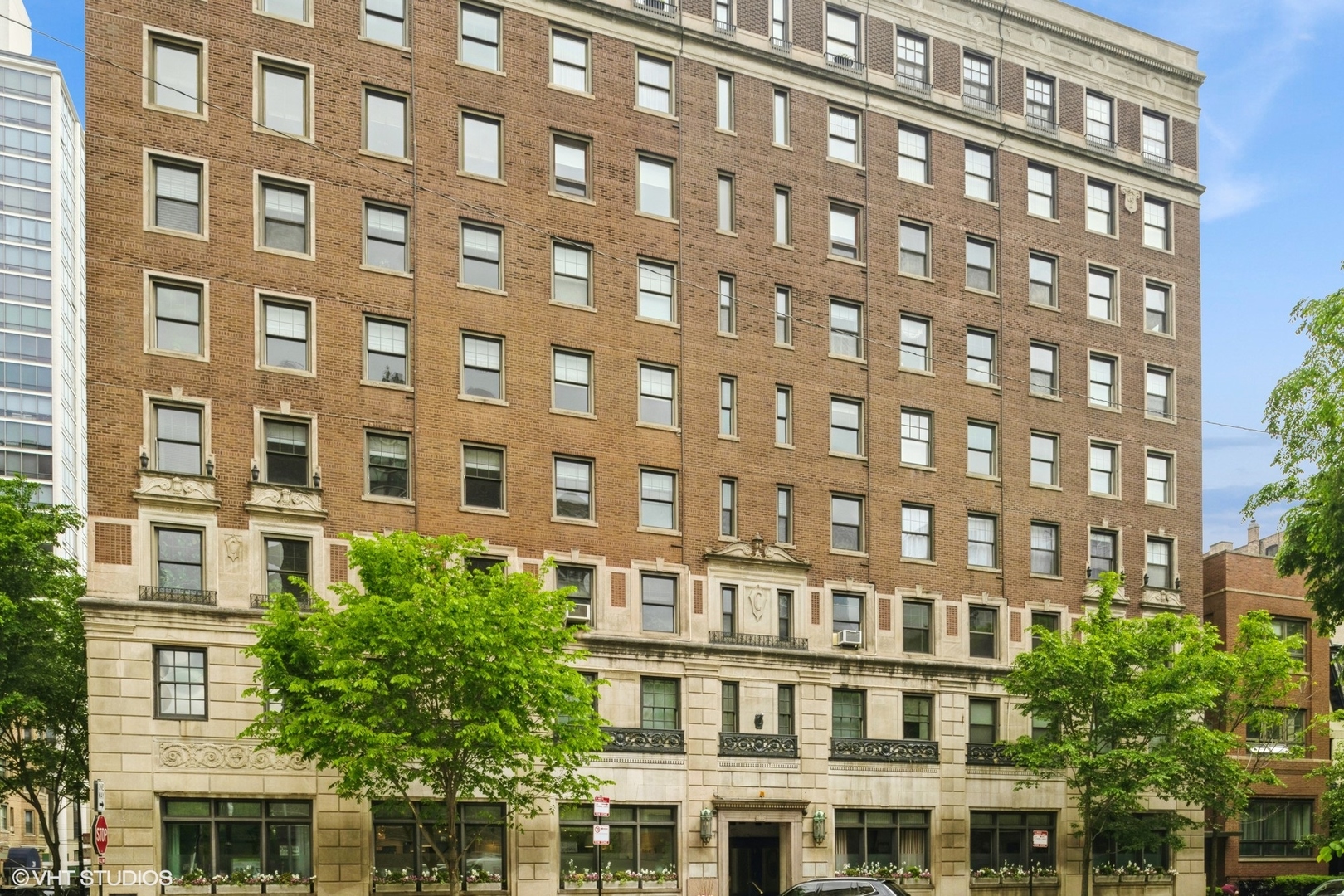 1255 N State Parkway Unit: 4G