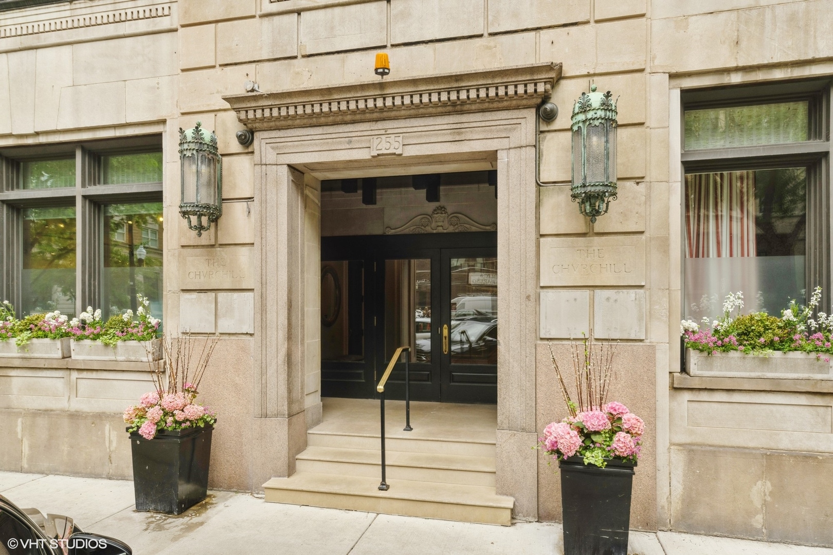 1255 N State Parkway Unit: 4G